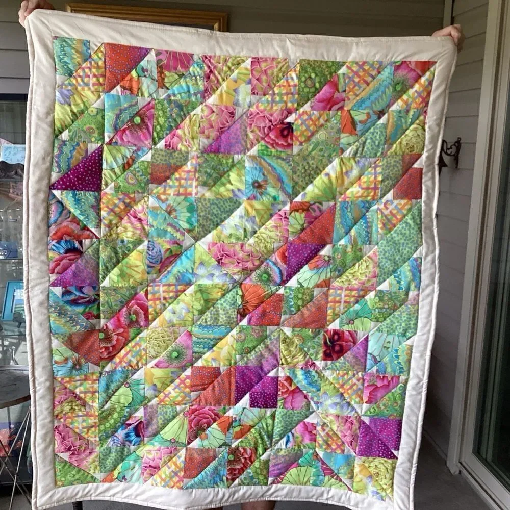 NWT. Kaffee Fassett Gorgeous Bright Florals Lap Quilt